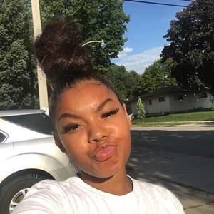 Meet your Posher, Mariah